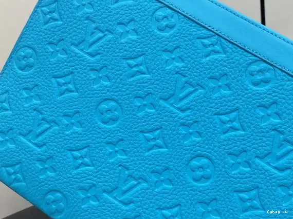 VUITTON VOYAGE-27*21*6CM POCHETTE LOUIS 0427